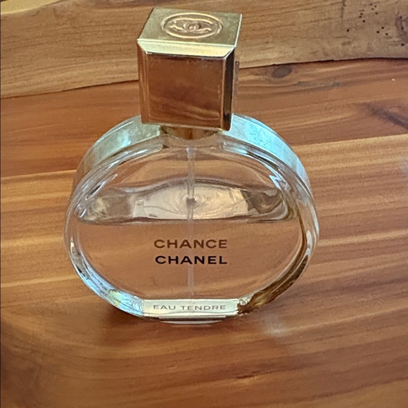 CHANEL Chance Eau Tendre with Gold Cap - Picture 2 of 3